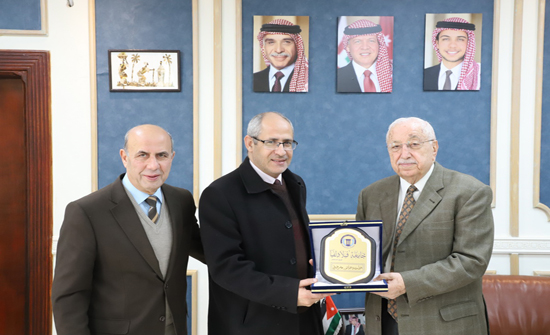 "الدخول في العام الجديد : تلاقي ووئام"، ندوة في جامعة فيلادلفيا