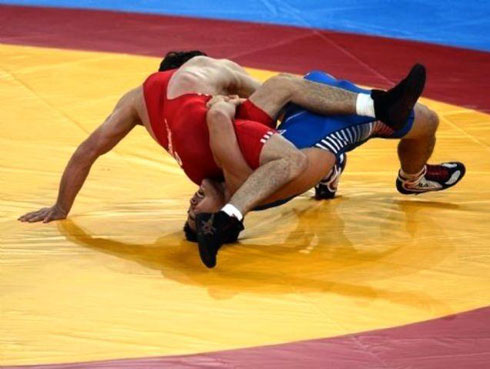 منتخبنا يحتل المركز الثاني بالبطولة العربية للشباب بالمصارعة منتخبنا يحتل المركز الثاني بالبطولة العربية للشباب بالمصارعة