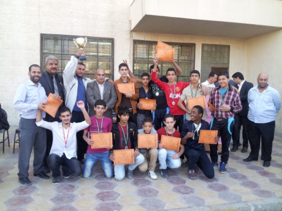 مدرسة الإمام الشافعي الثانوية للبنين تقيم احتفاليتها الوطنية لتكريم أبنائها مدرسة الإمام الشافعي الثانوية للبنين تقيم احتفاليتها الوطنية لتكريم أبنائها