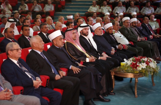 الأمير هاشم يفتتح المجالس العلمية الهاشمية الثاني الأمير هاشم يفتتح المجالس العلمية الهاشمية الثاني