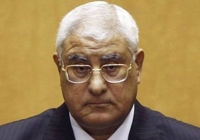 منصور يلغي ولاء الجيش المصري للرئيس