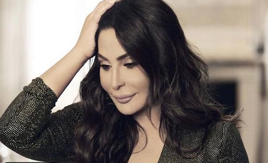 بالصور : إليسا على طبيعتها دون مكياج في إيطاليا: شاهدوا كيف بدت بالصور : إليسا على طبيعتها دون مكياج في إيطاليا: شاهدوا كيف بدت