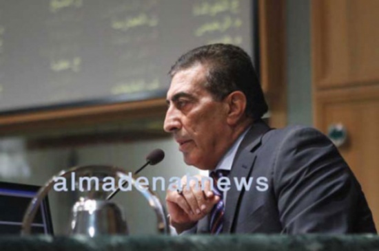 الطراونة يرفع الجلسة والمجلس يطالب باقالة أمين عمان عقل بلتاجي الطراونة يرفع الجلسة والمجلس يطالب باقالة أمين عمان عقل بلتاجي