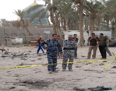 مسلحون يفجرون مسجدين للسنة جنوب بغداد ويقتلون إمام مسجد ثالث مسلحون يفجرون مسجدين للسنة جنوب بغداد ويقتلون إمام مسجد ثالث