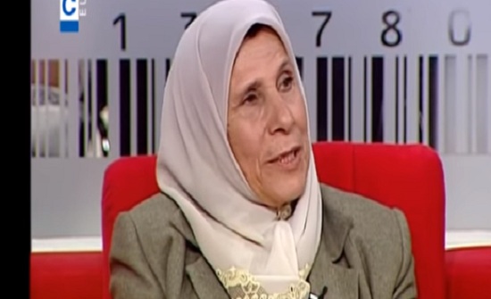 ارشيف  .. فيديو : شاهد خفة ظل سبعينية أردنية تطلب عريسا