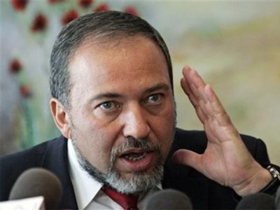 ليبرمان: إسرائيل غير معنية بمنع إعادة إعمار غزة