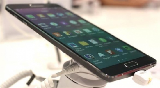 شاهد صور ومواصفات "Samsung Galaxy A8" شاهد صور ومواصفات "Samsung Galaxy A8"