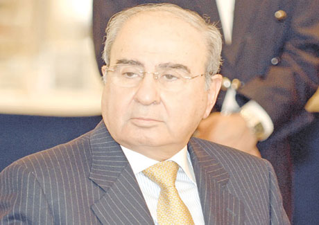 المصري: الاصلاح يحتاج الى تقوية الجهاز الاداري للدولة المصري: الاصلاح يحتاج الى تقوية الجهاز الاداري للدولة