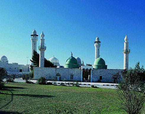 خطباء مساجد المزار الجنوبي يشيدون بدور اجهزتنا الامنية والالتفاف حولها خطباء مساجد المزار الجنوبي يشيدون بدور اجهزتنا الامنية والالتفاف حولها