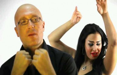 صاحبة أغنية “سيب إيدي” تتقدم بلاغ ضد مخرج الكليب الهارب صاحبة أغنية “سيب إيدي” تتقدم بلاغ ضد مخرج الكليب الهارب