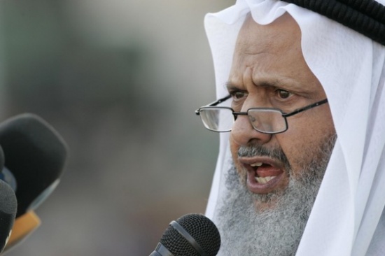 سعيد : الحكومة لجأت للتعديل لإشغال الاردنيين عن مصر