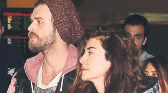 كيفانج تاتيلتوغ يغني لحبيبته في عيد ميلادها