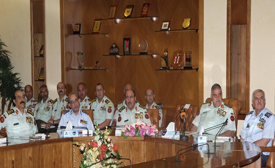 رئيس هيئة الأركان المشتركة يلتقي كبار ضباط القوات المسلحة