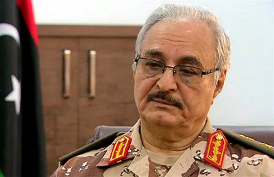 حفتر يعلن استعداده لتسوية مشروطة مع خصومه لحل الأزمة الليبية