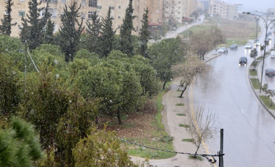 وزير الأشغال العامة : جميع الطرق مفتوحة في العاصمة عمان وزير الأشغال العامة : جميع الطرق مفتوحة في العاصمة عمان