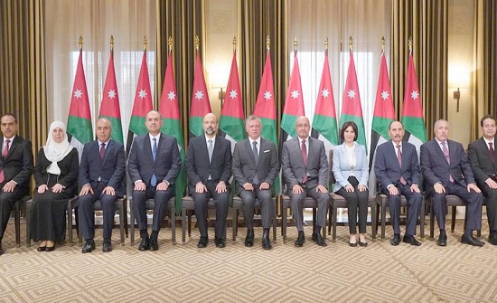 الوزراء الجدد يوقّعون ميثاق الشرف لقواعد السلوك الوزراء الجدد يوقّعون ميثاق الشرف لقواعد السلوك