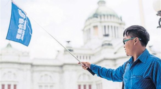 تايلاند علامات الطريق باللغة الصينية للمرة الأولى