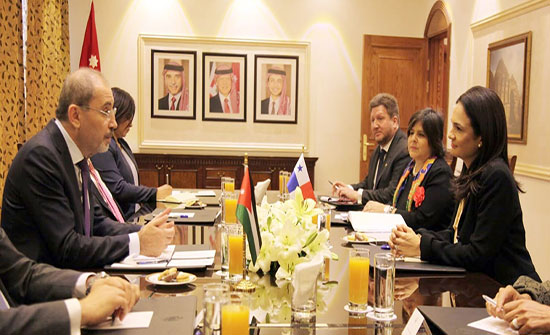 الصفدي يلتقي وزيرة خارجية بنما