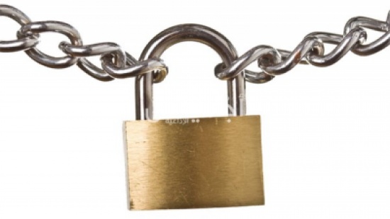 اغلاق وانذار عدد من محلات بيع الحلويات والمواد الغذائية المزار الجنوبي