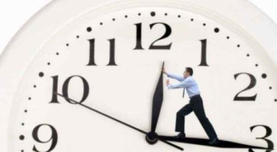 توجه حكومي بالإبقاء على التوقيتين "الصيفي و الشتوي دون تغيير"