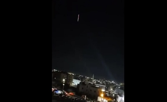 بالفيديو : إطلاق نار كثيف في ابو نصير احتفالا