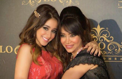 بالفيديو : لجين عمران تحتفل بعيد ميلاد أسيل مع الاصدقاء بالفيديو : لجين عمران تحتفل بعيد ميلاد أسيل مع الاصدقاء