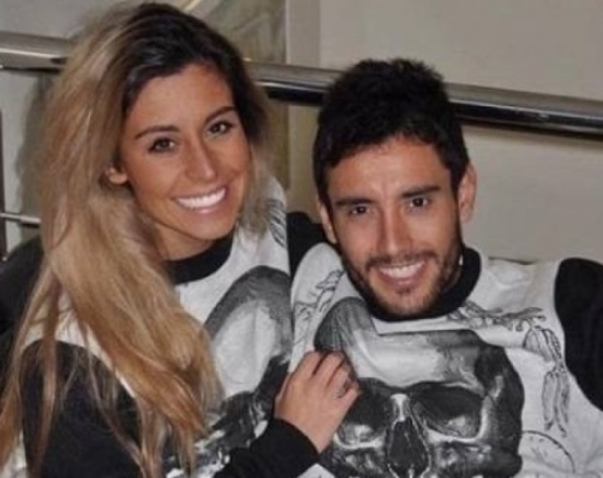 أحد ناجي الطائرة البوليفية يحمي خاتم خطوبته بعد التحطم.. وهكذا تواصل مع خطيبته! أحد ناجي الطائرة البوليفية يحمي خاتم خطوبته بعد التحطم.. وهكذا تواصل مع خطيبته!