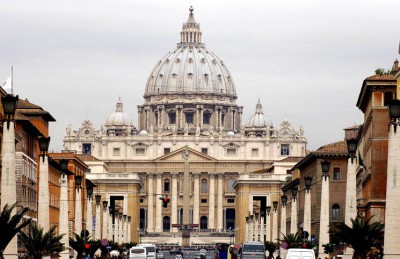 الفاتيكان ينأى بنفسه عن طلب رفع علم فلسطين في مقر الامم المتحدة