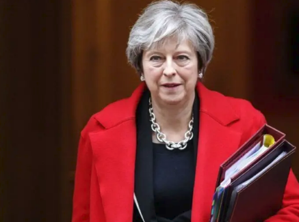 ماي ترفض اتهامها بإخفاء حقائق عن البرلمان بشان بريكست