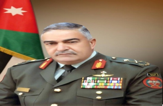 رئيس هيئة الأركان المشتركة يستقبل السفيرين الايطالي والفرنسي رئيس هيئة الأركان المشتركة يستقبل السفيرين الايطالي والفرنسي