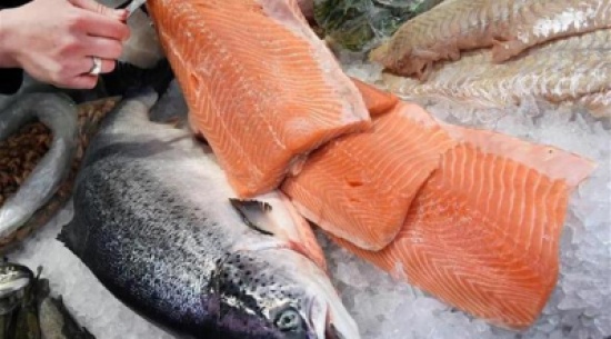 السلمون صديق القلب