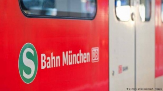 عراقيان ينقذان ركاب قطار من مسلح سكران