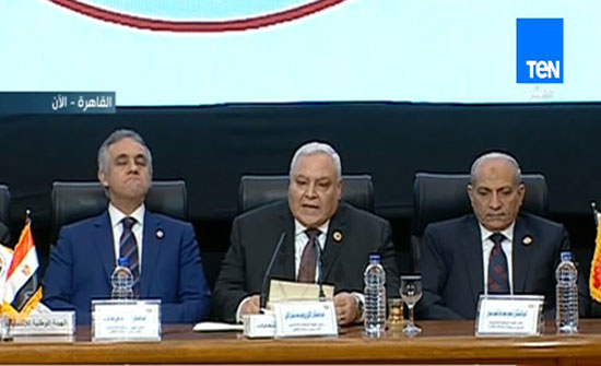 بالفيديو : 88.8 في المئة يوافقون على تعديلات دستورية تسمح برئاسة السيسي حتى 2030 بالفيديو : 88.8 في المئة يوافقون على تعديلات دستورية تسمح برئاسة السيسي حتى 2030