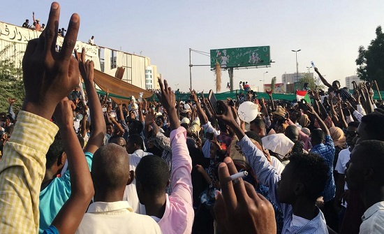 الإفراج عن جميع المعتقلين السياسيين في السودان الإفراج عن جميع المعتقلين السياسيين في السودان