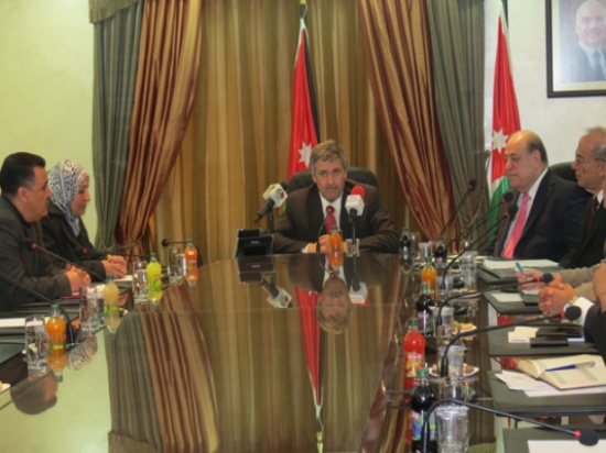 مذكرة تفاهم بين العمل واكسبرس