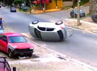 بالفيديو: أغرب رد فعل لشخص نجا من موت محتم