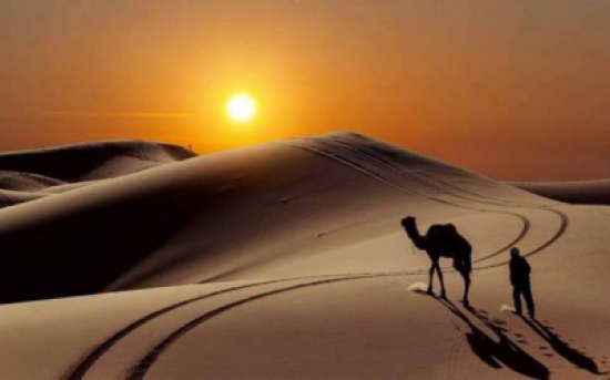 رجع بخفي حنين .. مـا هي قصة هذا المثل؟