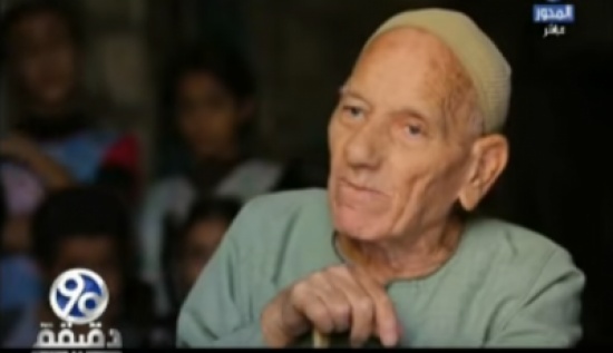 مسن مسيحي يحفظ القرآن الكريم لـ 1700 طفل بصعيد مصر