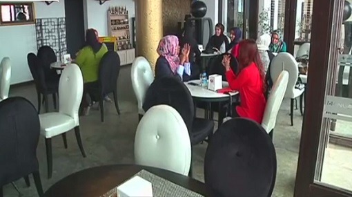 إفتتاح أول مقهى خاص للنساء في ليبيا إفتتاح أول مقهى خاص للنساء في ليبيا
