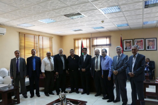 محافظ الزرقاء يشيد بأداء نقابة المهندسين