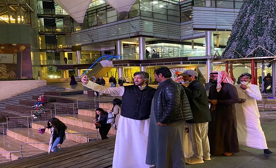 تنشيط السياحة تستقبل نشطاء عرب روجوا لموسم الربيع في الاردن تنشيط السياحة تستقبل نشطاء عرب روجوا لموسم الربيع في الاردن