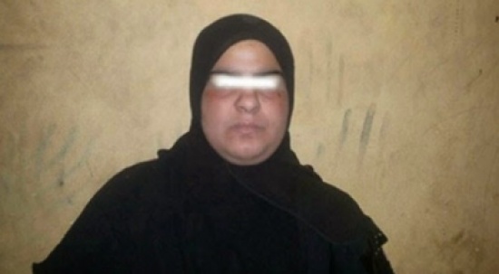 مصري يكتشف بالصدفة أن زوجته رجل مصري يكتشف بالصدفة أن زوجته رجل