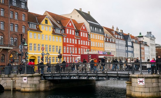 الأولى في أوروبا.. الدنمارك تعيد فتح مدارسها جزئيا