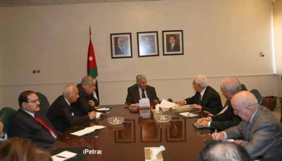 رئيس الوزراء يلتقي رؤساء مجالس امناء الجامعات الاردنية الرسمية رئيس الوزراء يلتقي رؤساء مجالس امناء الجامعات الاردنية الرسمية