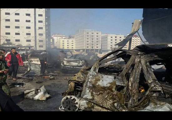 عشرات القتلى والجرحى بـ 3 تفجيرات في حي السيدة زينب بدمشق .. و " داعش " يتبنى عشرات القتلى والجرحى بـ 3 تفجيرات في حي السيدة زينب بدمشق .. و " داعش " يتبنى