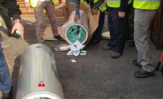 بالصور .. العقبة : احباط تهريب 52 ألف علبة سجائر بحاوية كهربائيات بالصور .. العقبة : احباط تهريب 52 ألف علبة سجائر بحاوية كهربائيات