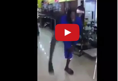 شاب يعيش بجسد بلا عظام