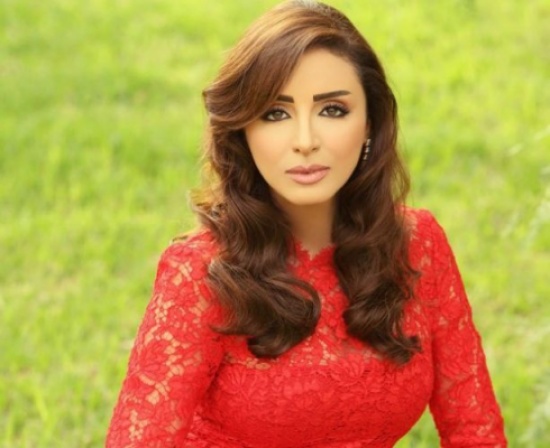 صورة سيلفي تضع أنغام في ورطة !! صورة سيلفي تضع أنغام في ورطة !!