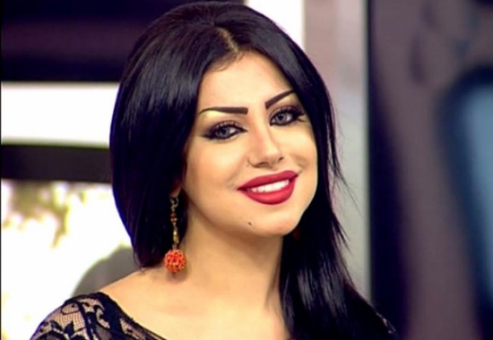 بالفيديو: حليمة بولند بوضع محرج بسبب طبيب ابنتها بالفيديو: حليمة بولند بوضع محرج بسبب طبيب ابنتها