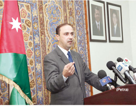 المومني يعقد مؤتمرا صحفيا لوسائل الإعلام الاحد المومني يعقد مؤتمرا صحفيا لوسائل الإعلام الاحد